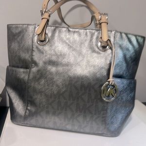 SOLD SOLD Michael Kors Jet Set Signature Purse/Tote Bag Metallic Silver 2013